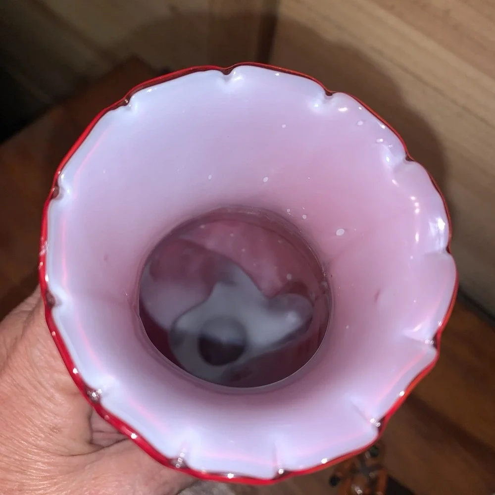 VTG Hand Holding Vase Red Glass Taiwan Republic Of China 8.75
